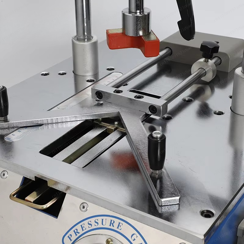 額縁用小型アングルネイルマシン - カッター機能付き木材フレ - Workshop Tools Pictures のレビューと価格